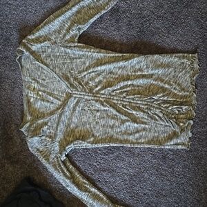 Women's Hollister top